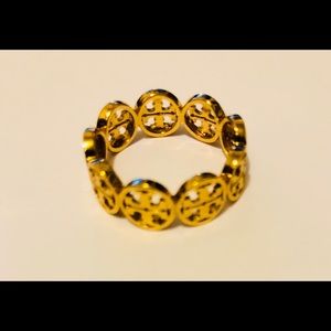 Tory Burch logo Ring! Color: Gold